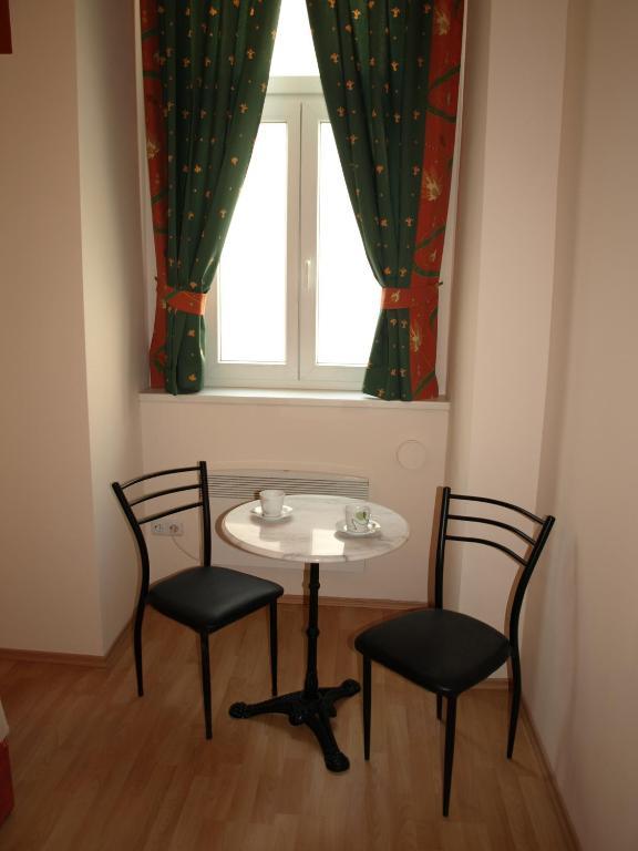 塔尔一室公寓酒店 维也纳 客房 照片